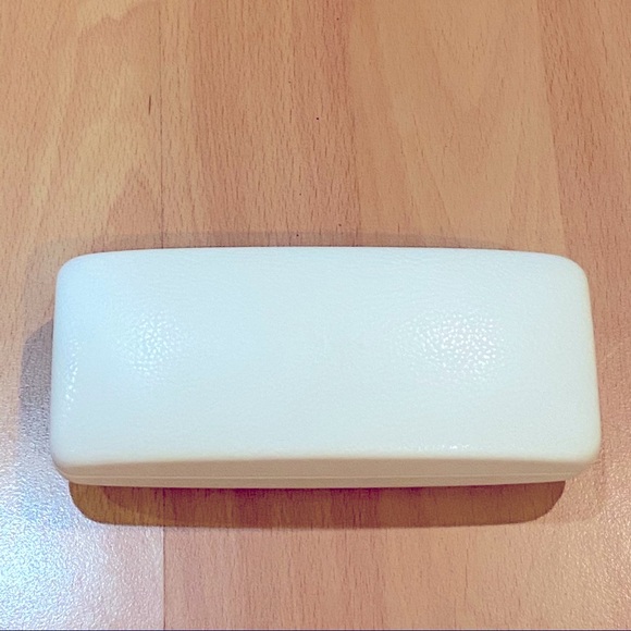 *NEW* Versace White Leather Hard Case for Sunglasses - Picture 5 of 7